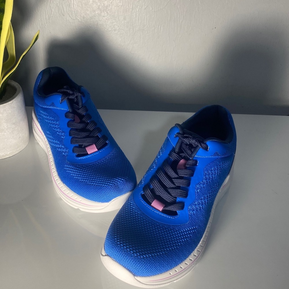 Easy spirit Women Blue Knit Athletic Sneakers Size 6M Walking Shoes L23 628